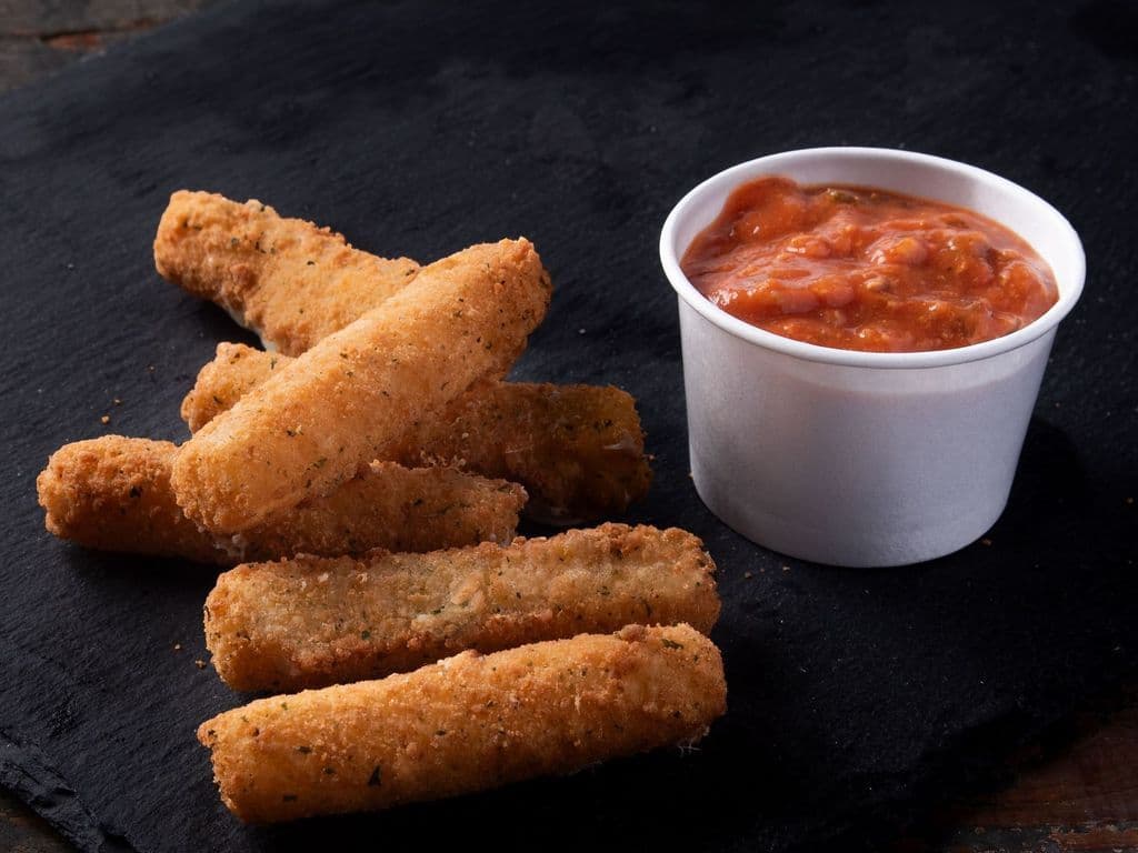 4 BÂTONNETS DE FROMAGE