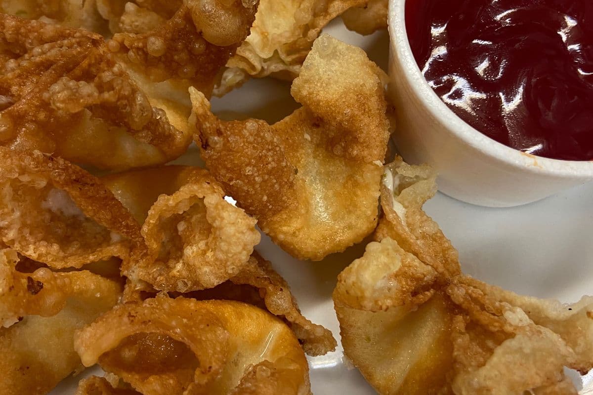 Cheese Wontons (Crab Rangoon) (10 pcs)