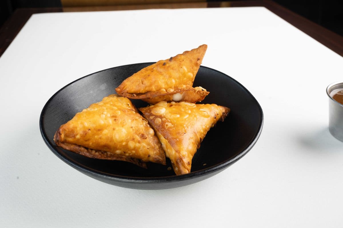3 Vegetable Samosas