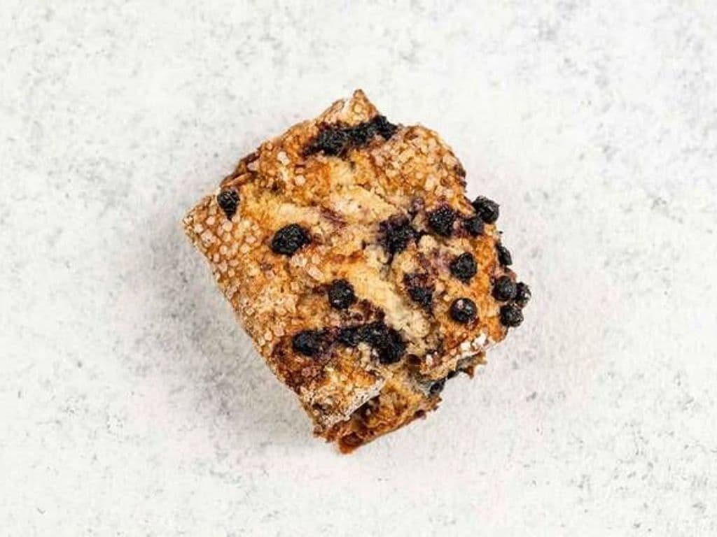 WILD BLUEBERRY + LEMON SCONE