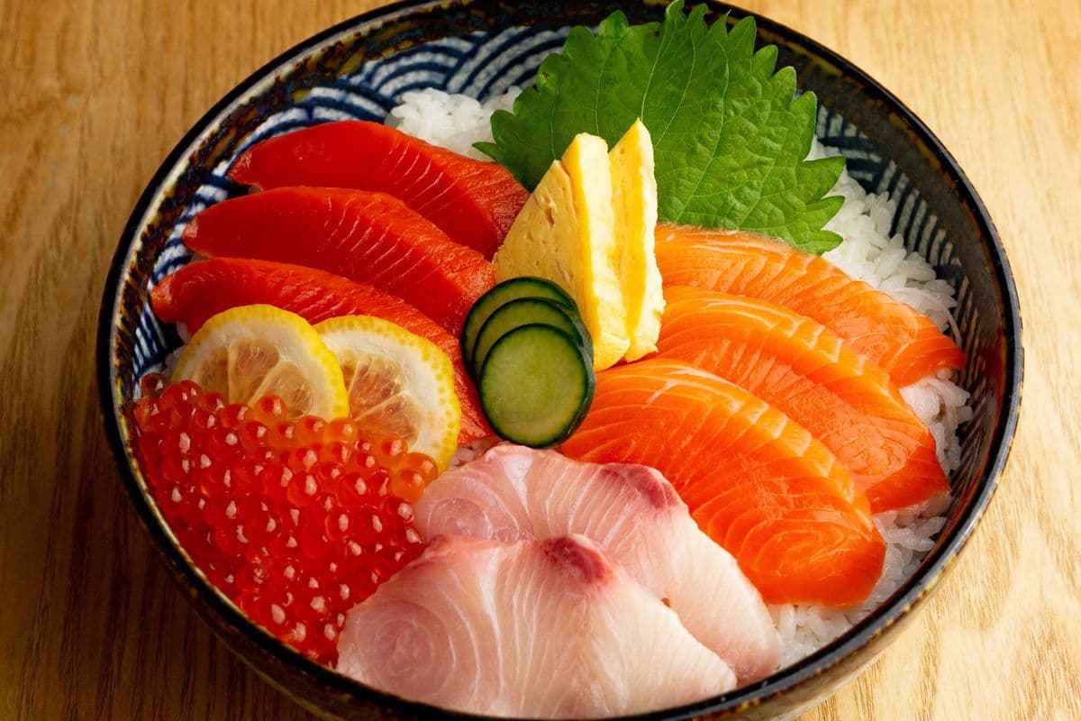Sanshouku Donburi