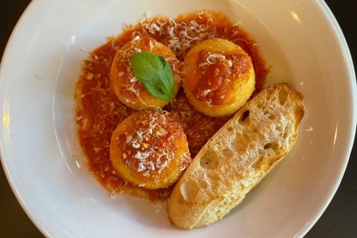 Arancini -3 Mini stuffed Rice Balls (vegetarian)