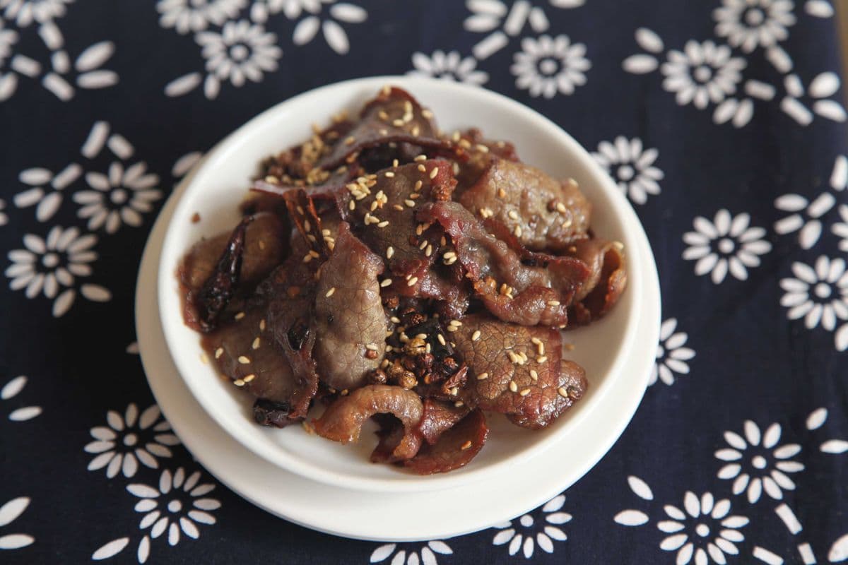 Y2. Spicy Cured Beef ( L )