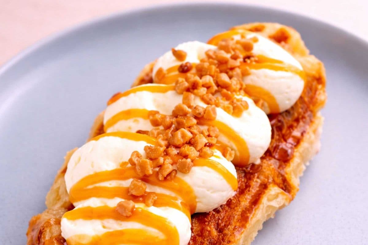 Caramel Toffee Croffle & Cream