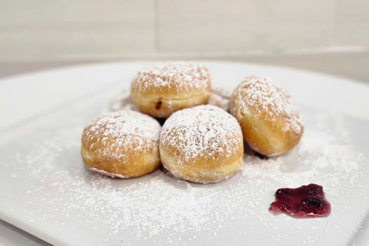 Red Berry Beignet 6pcs (pack of 6)