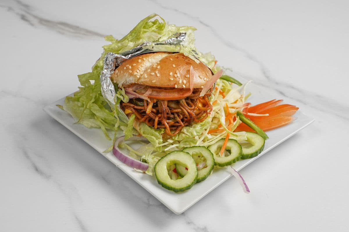 Burger Aux Nouilles / Noodle Burger