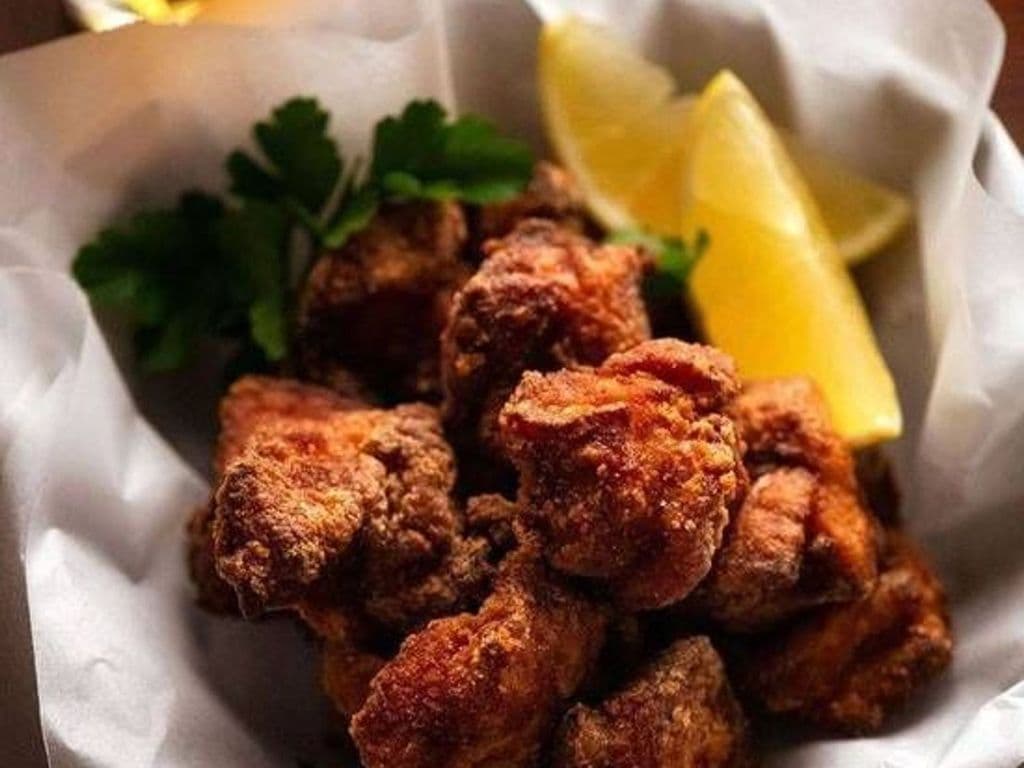 Vellulli Karam Chicken
