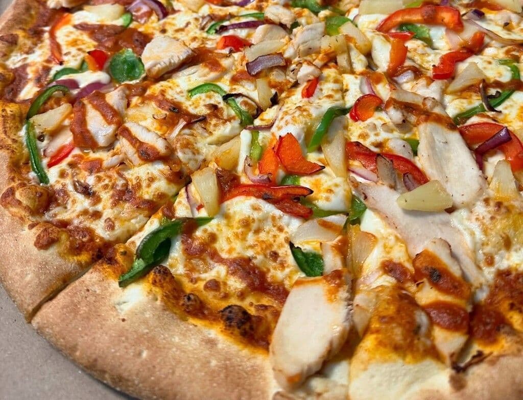18" Butter Chicken Pizza