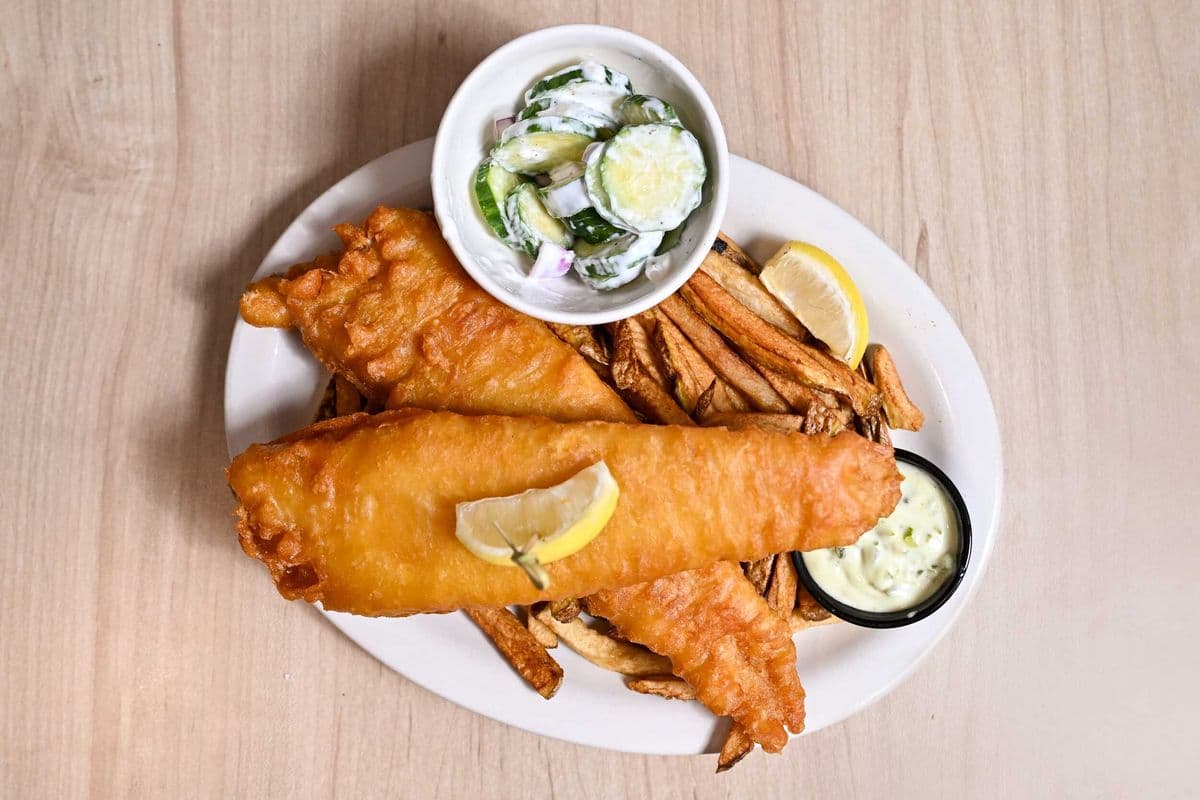 Fish and Chips (2 pcs)