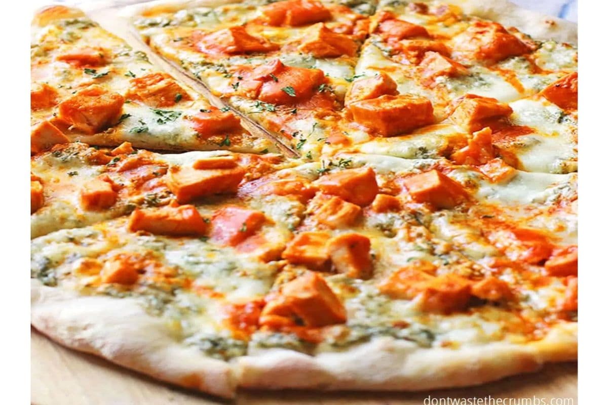 12" Medium Buffalo Chicken Pizza