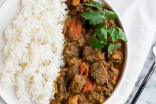 Curry Beef Brisket with Rice (咖哩牛腩飯)