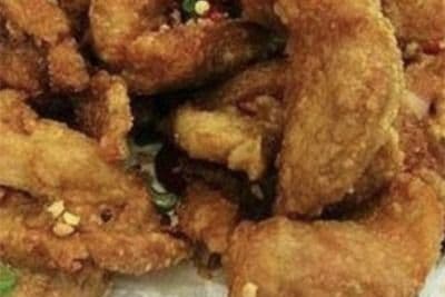 M10. Pork Chop with Spicy Salt 椒盐猪扒