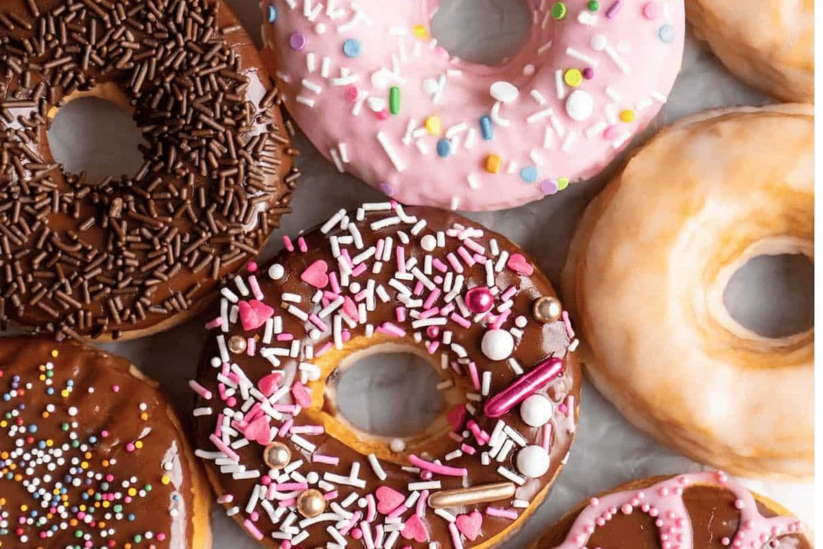 12 Assorted Premium Ring Donuts