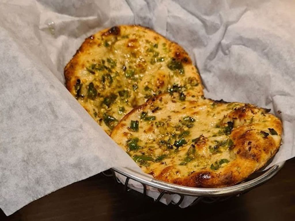 Pyaz Mirch Roti