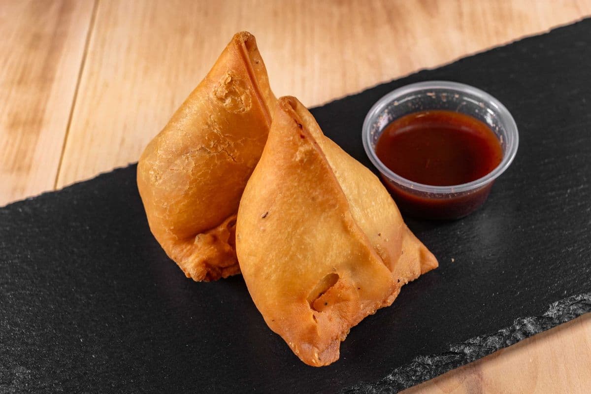 Veggie Samosa (2 Pcs)