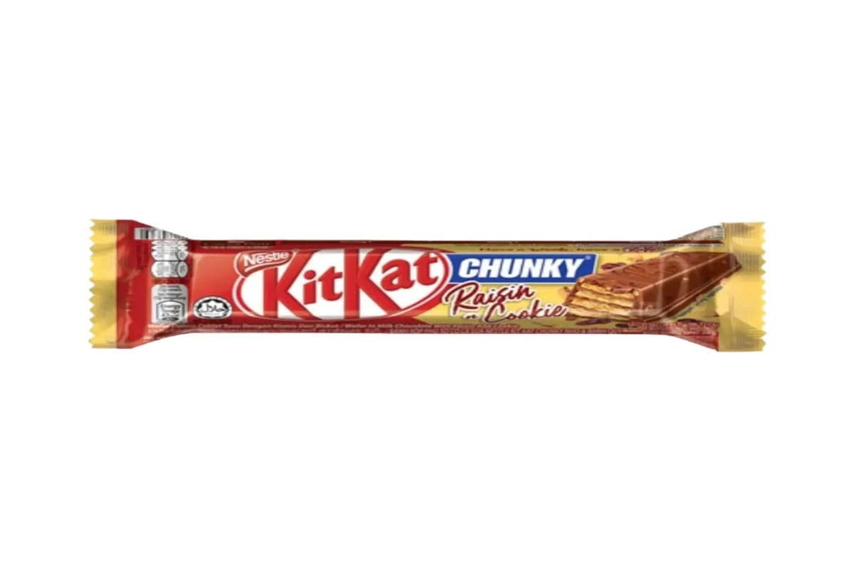 Kit Kat Chunky Raisin and Cookie (38g) (200 Cal)