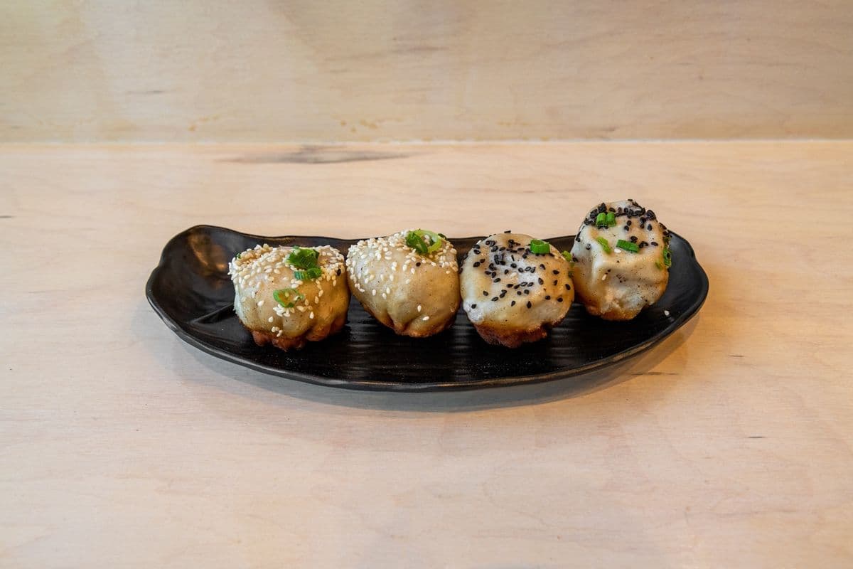 Mix Soup Dumpling (4 Pcs)