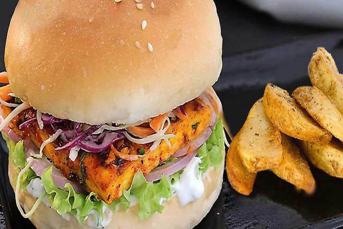 Spicy PANEER BURGER