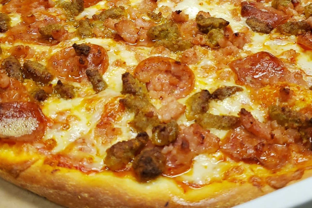 Large Meat Lover's Pizza