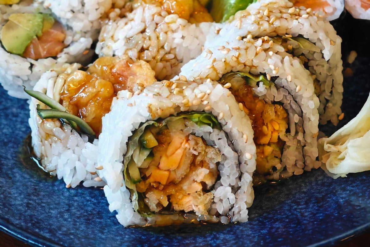 Salmon Tempura Roll