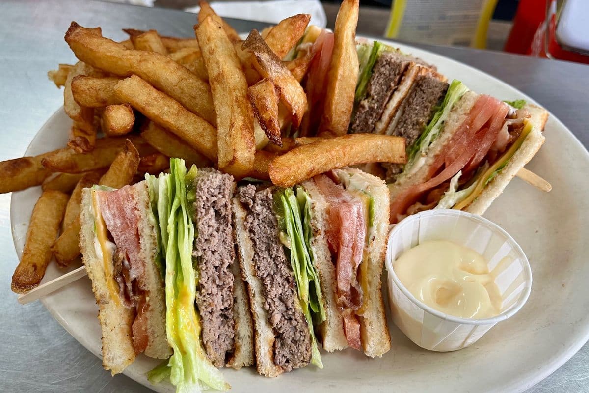 Club sandwich Burger