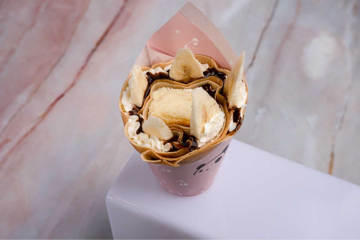 Nutella Banana Cheesecake Crepe 榛果香蕉乳酪