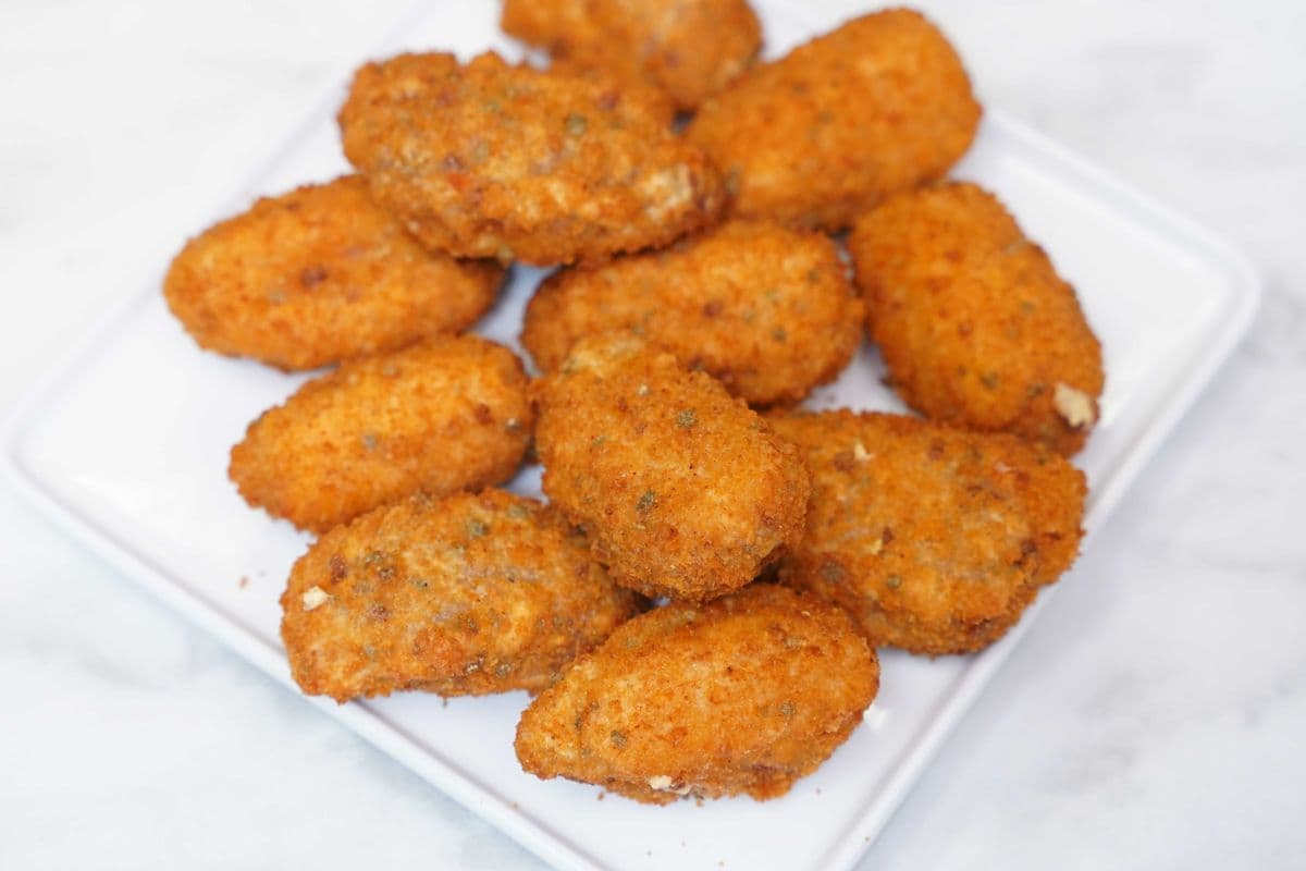 Jalapeño Poppers (8 pcs)