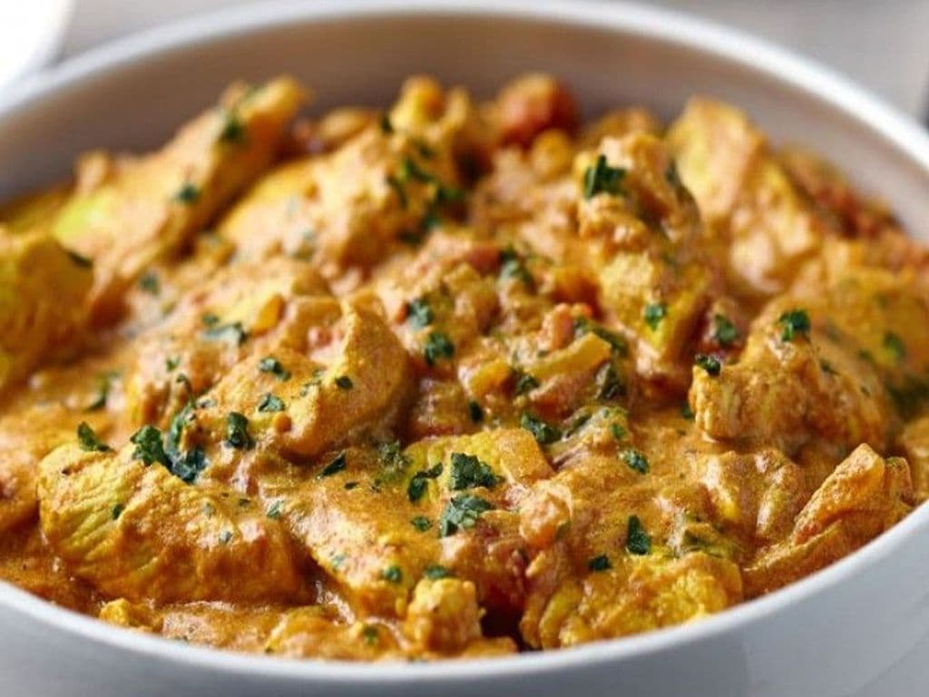 COCONUT CHICKEN CURRY