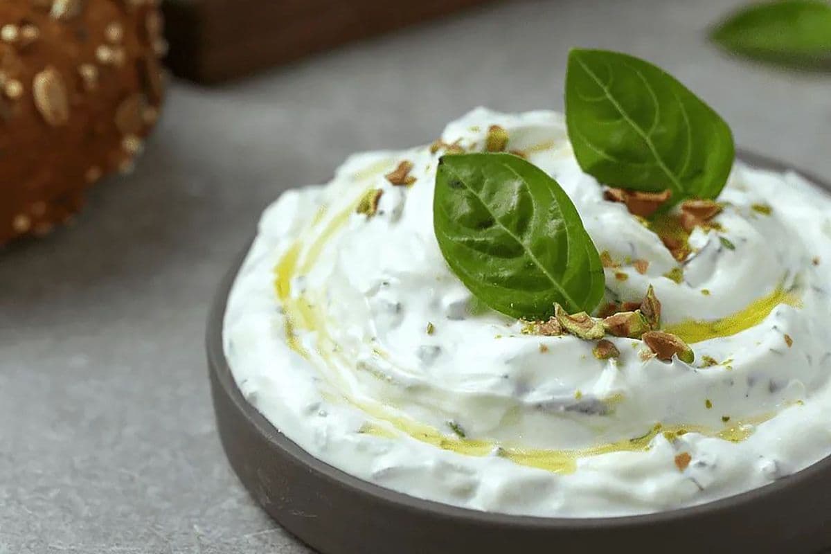 Strained Yogourt Salad