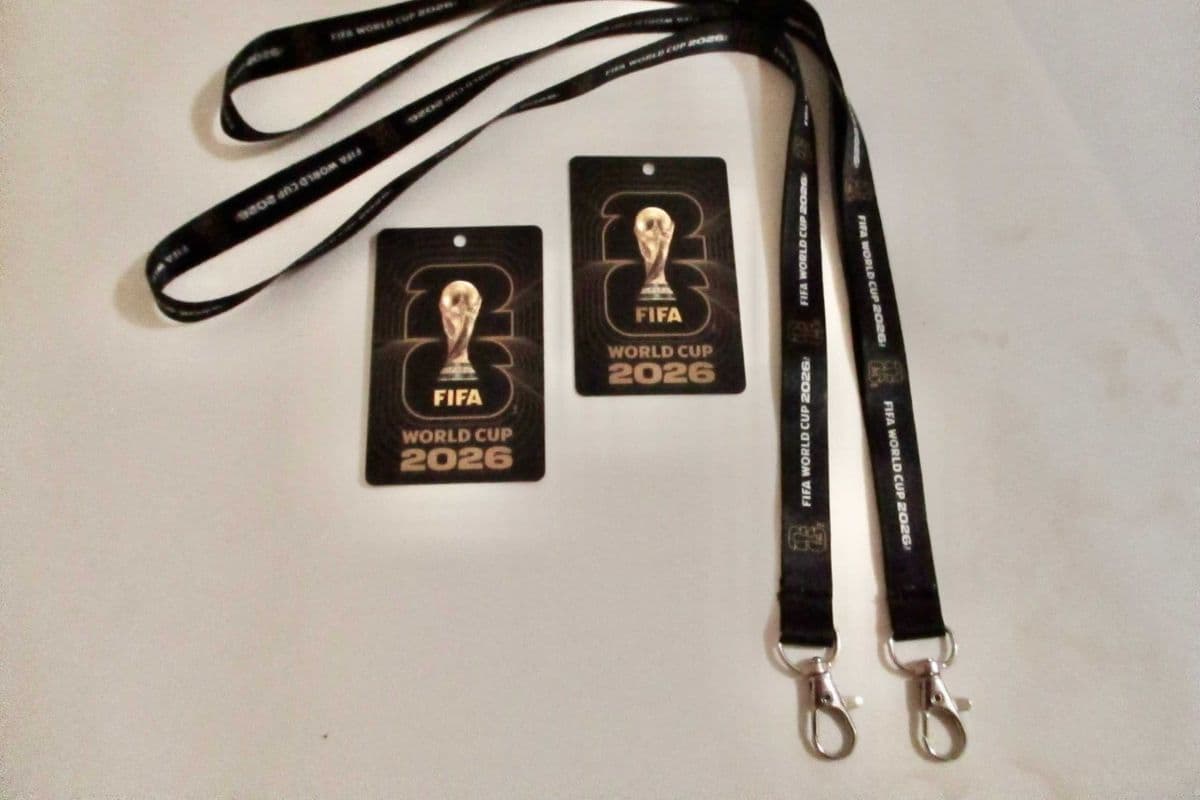 *2* x FIFA Fan Cards & Lanyards (2 Sets)
