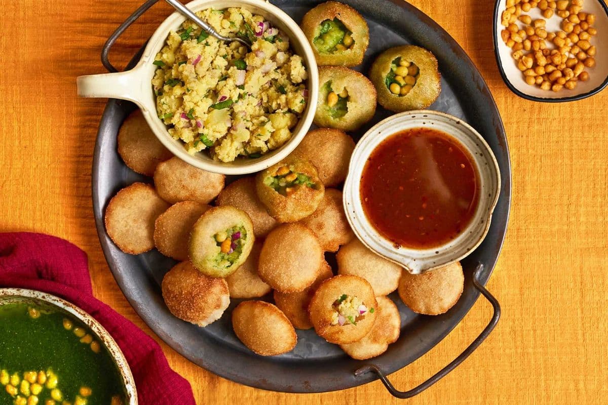 Pani Puri (12 Pieces)