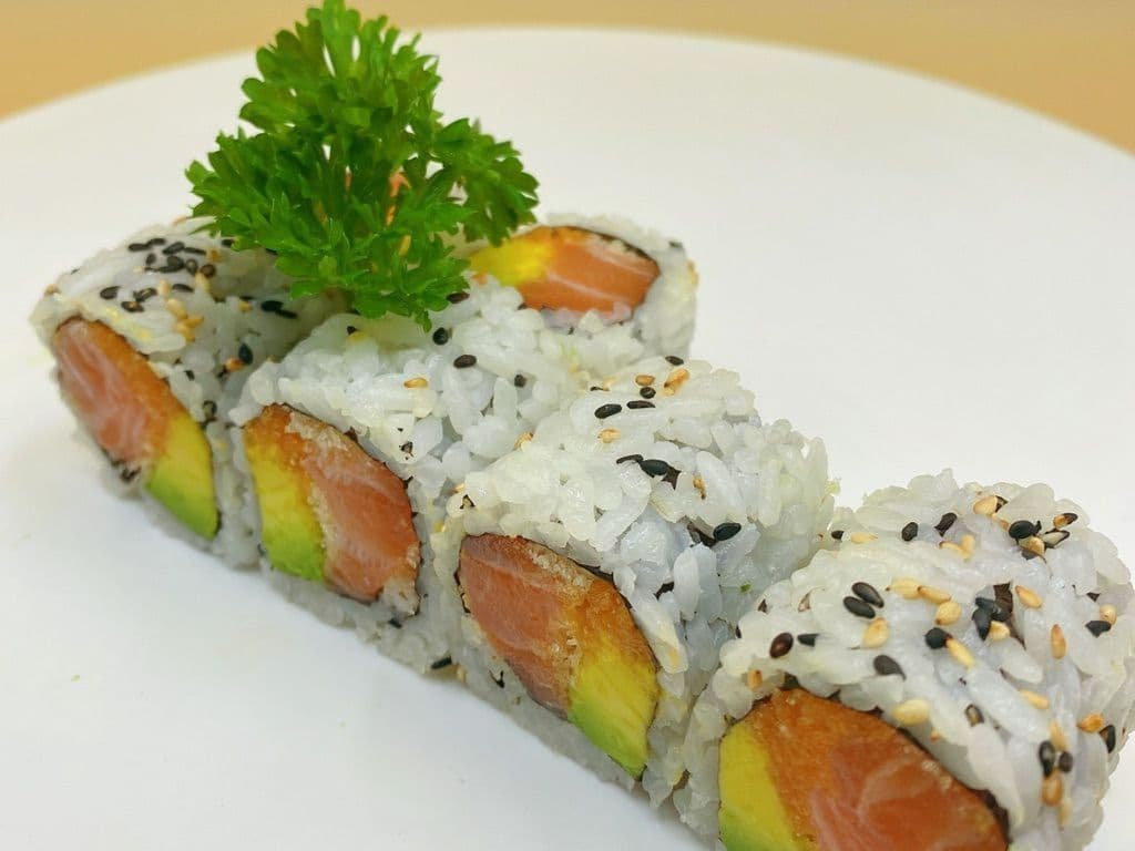 Any 2 Classic Roll (16pcs)