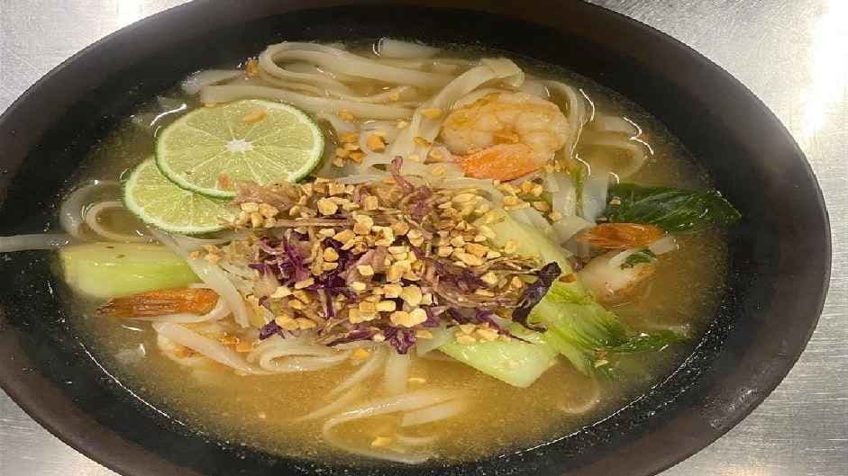 Cocount Curry Noodle Bowl