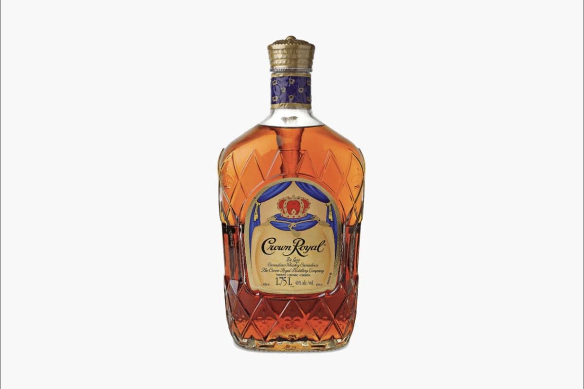 Crown Royal Whisky (1750 ml Bottle) (1 x 1750ml)
