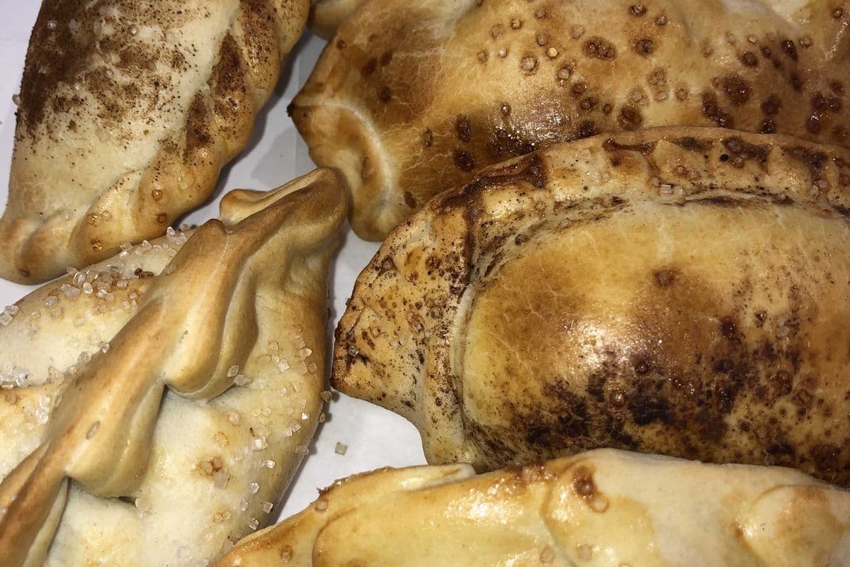 Dessert Empanadas (6 Pcs)