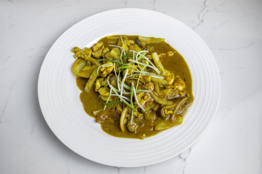 C25. Cari et aubergine / Curry and eggplant