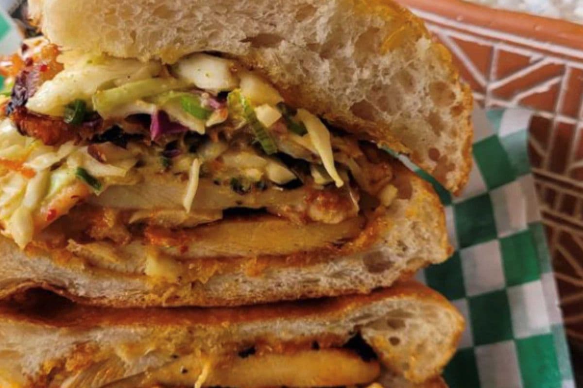 Dakgalbi Spicy Chicken (HALF SANDWICH)