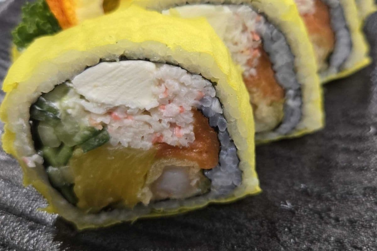 Tropical Dynamite Roll
