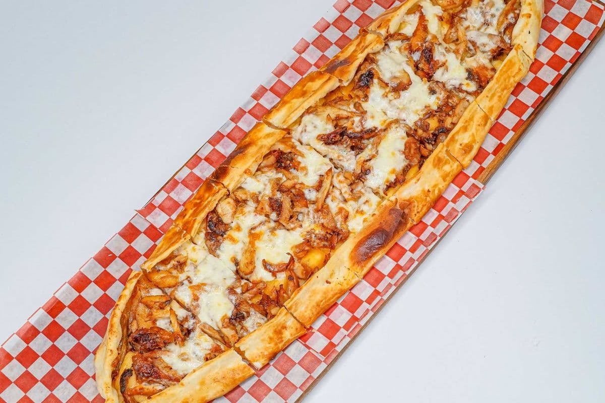 Chicken Doner Pide