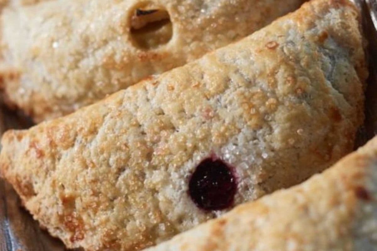 Blueberry-Raspberry Hand Pie