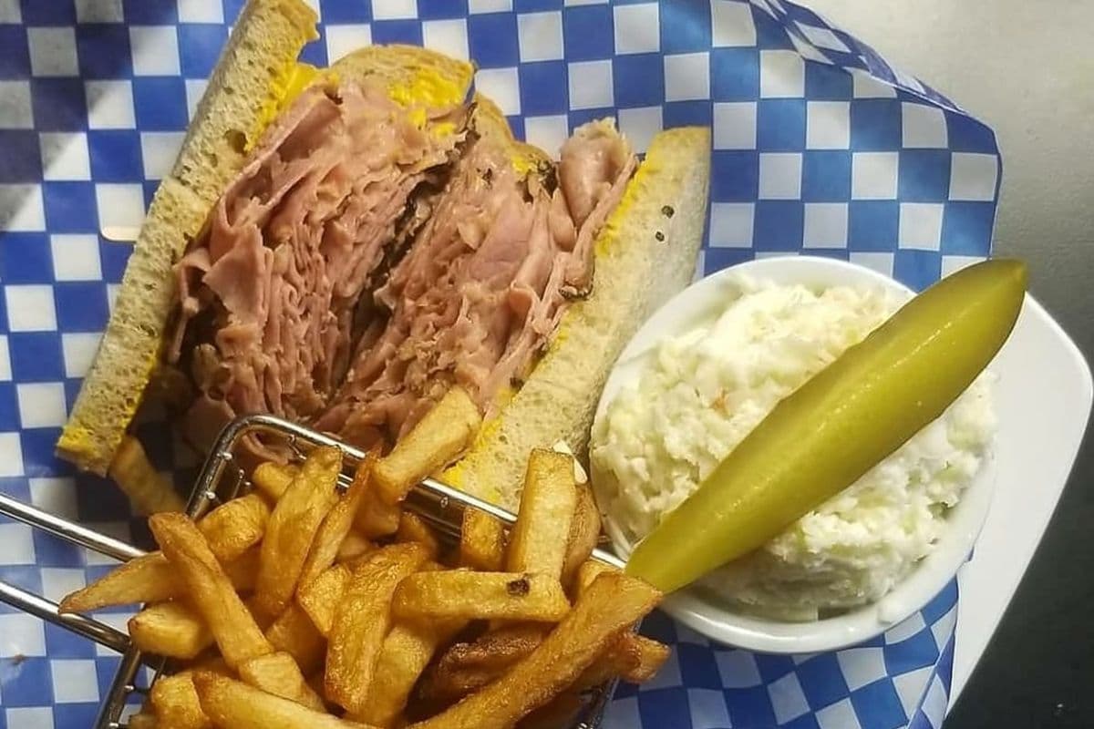Sandwich viande fumée / Smoked Meat Sandwich