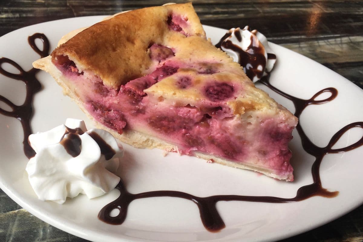 Raspberry Sour Cream Pie