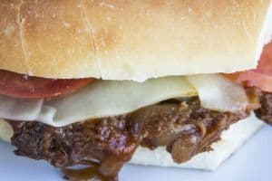 Shredded Beef Sandwich (Sandwich de Ropa Vieja)