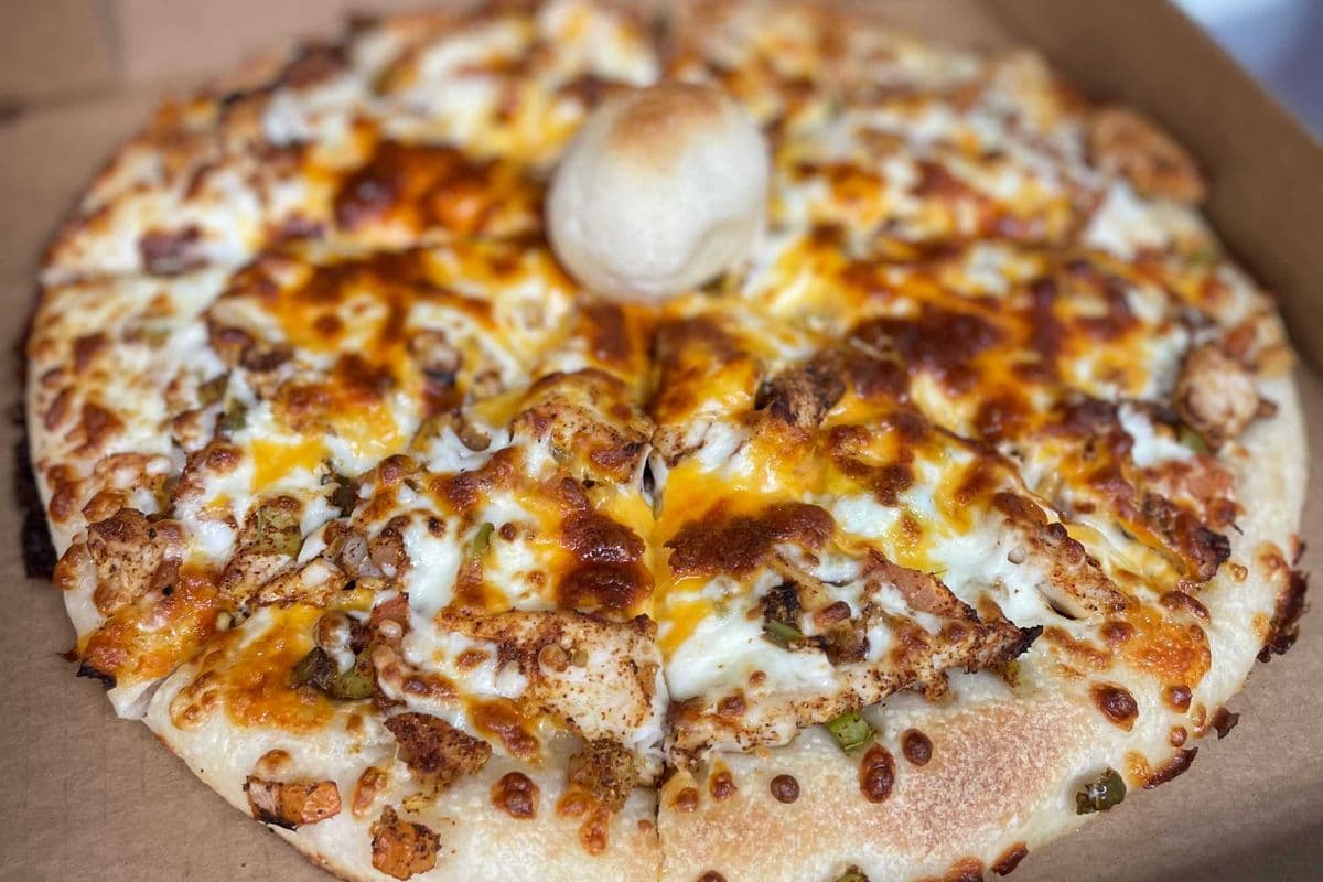 12" Chicken Quesadilla Pizza