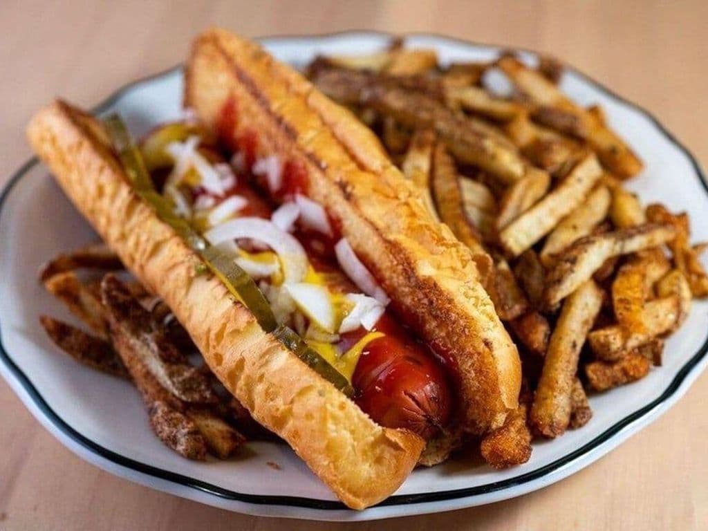 HOT DOG