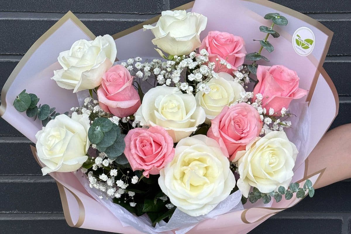 Classic Pink & White Roses Bouquet