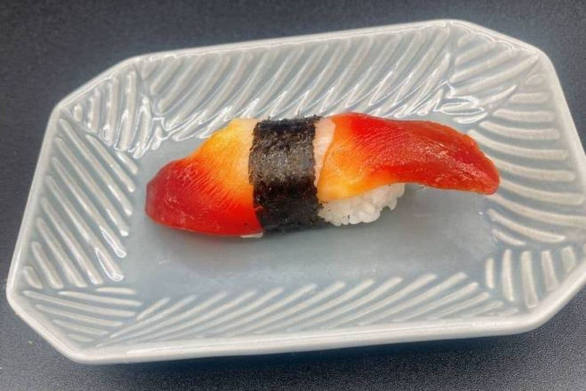 Hokkigai Sushi