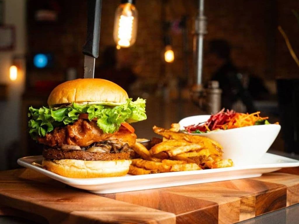 The Meet Burger ‡