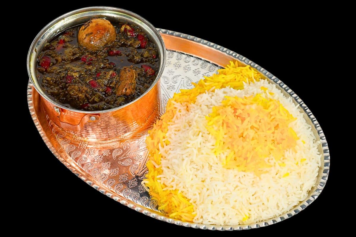 Persian Herb & Beef Stew / قورمه سبزی