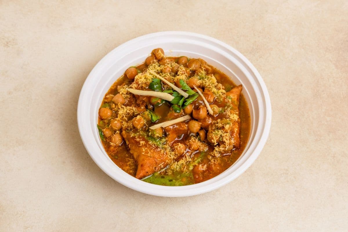 Samosa Chana Chaat